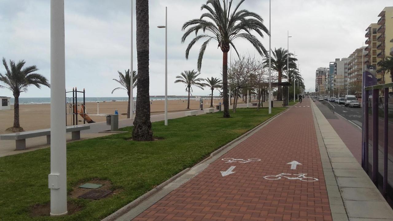 205 I Posada Del Mar I Encantador Hostel En La Playa De Gandia Kültér fotó